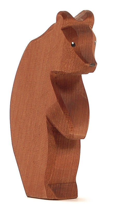 Bär groß stehend Kopf tief