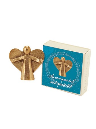 801390-7_E_Accompanied and protected